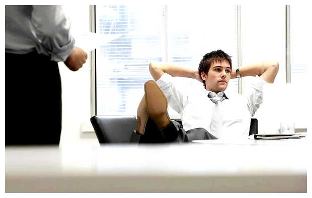 Кто главный в компании